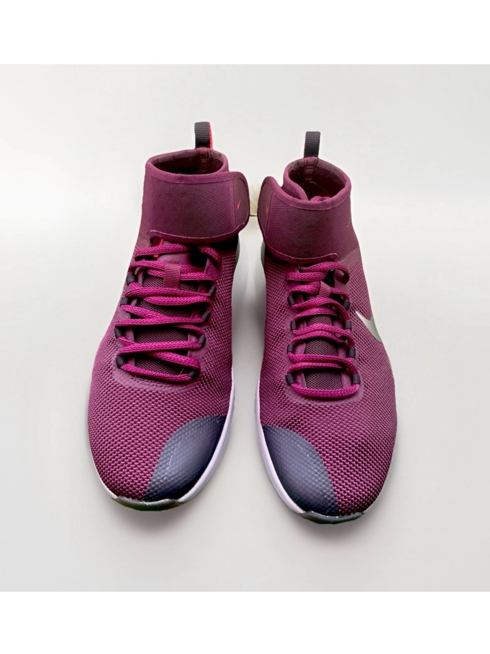 Nike Zoom Women’s 8.5 Mid Top Burgundy Mesh Sneakers Lace-Up Hook & Loop Gym EUC